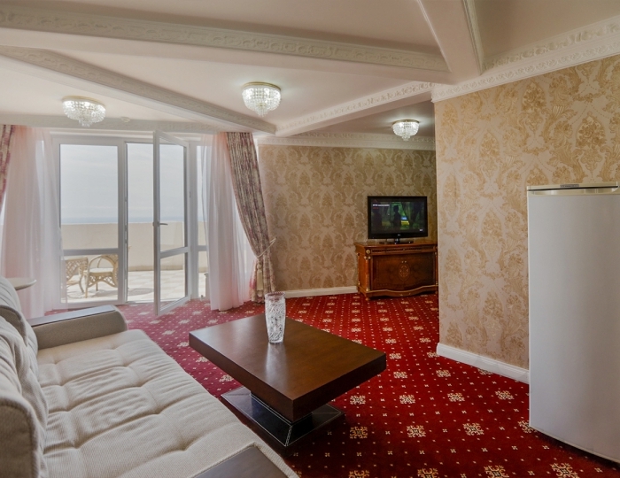 Люкс 2-местный 2-комнатный Терраса корпус 4 - Санаторий «Голубая даль» Дивноморское