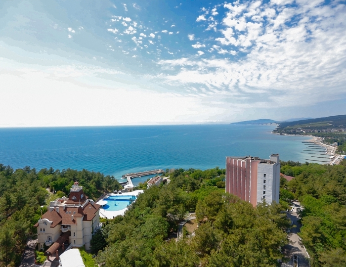 Люкс 2-местный 2-комнатный Терраса корпус 4 - Санаторий «Голубая даль» Дивноморское